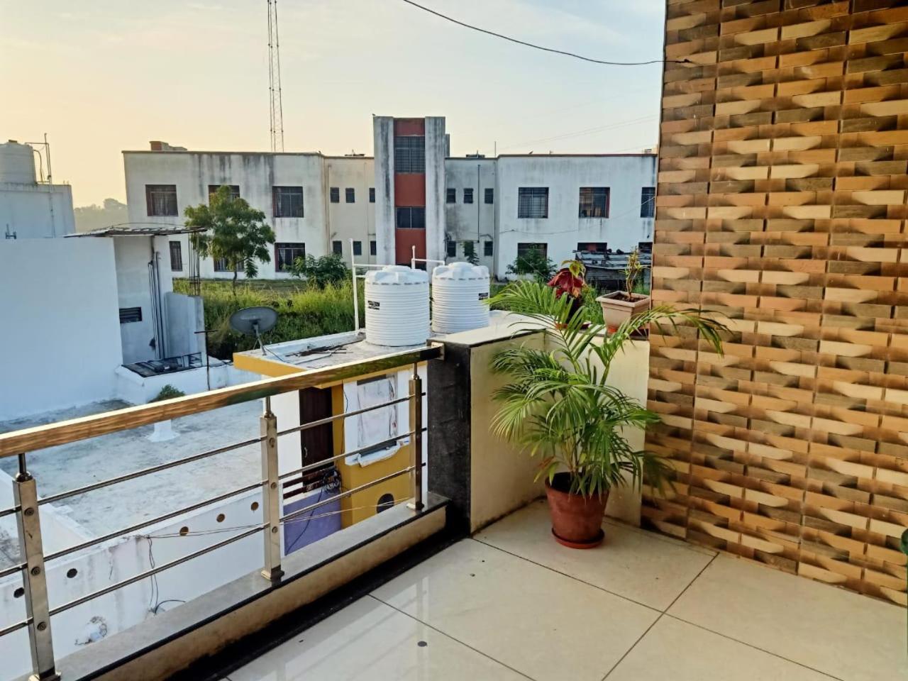 Garudeshwar Bhavya Homestay מראה חיצוני תמונה